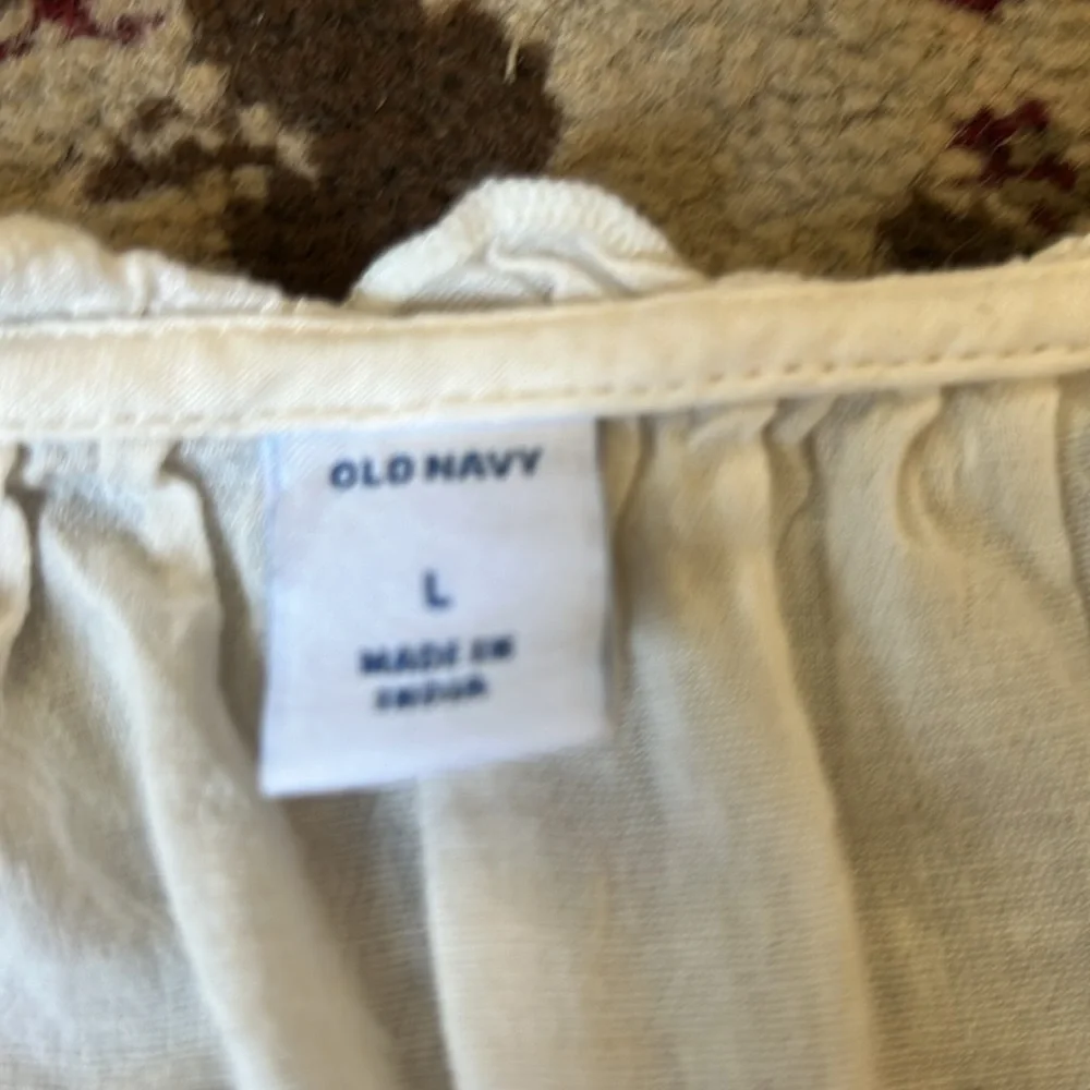 Old Navy Flowy Cream Boho Top sz L